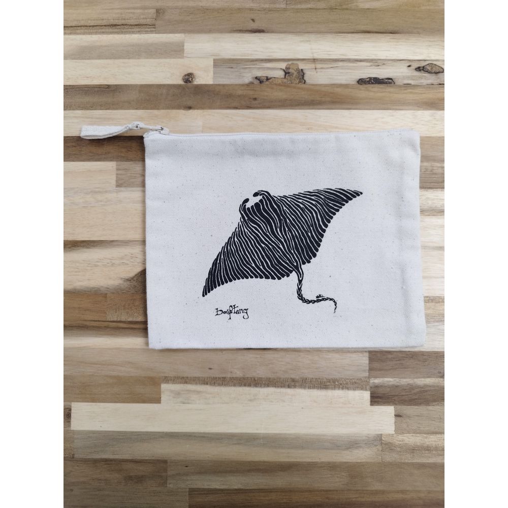 PENCIL CASE / BLACK / MANTA