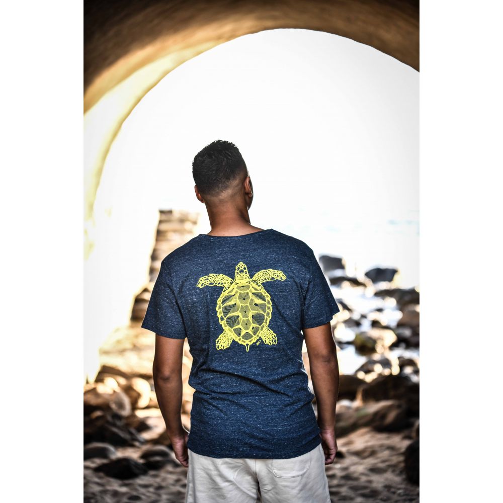TEE-SHIRT COL V / RELAXES / DARK HEATHER DENIM / JAUNE / TORTUE EPI