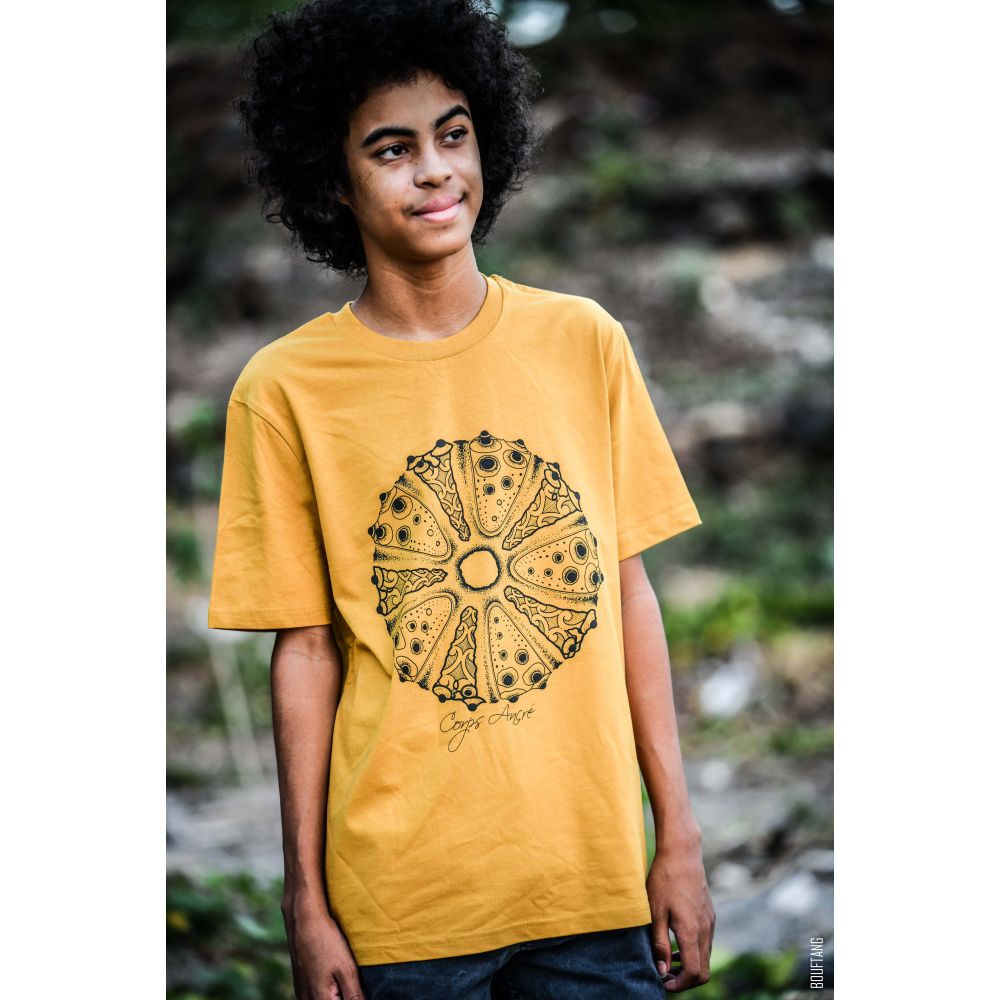 TEE-SHIRT / CREATOR / OCHRE / BLACK / COLLAB CORPS ANCRÉ
