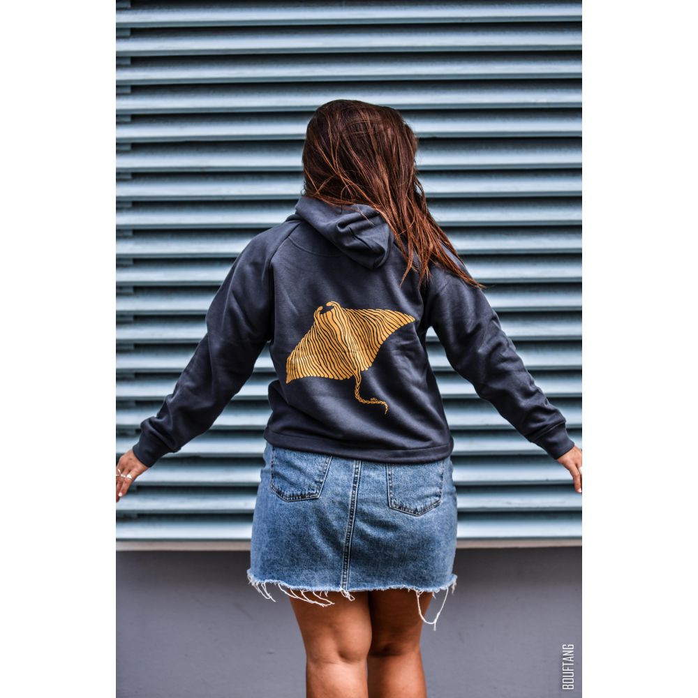 SWEAT / BOWER / INDIA INK GREY / OCHRE / RAIE MANTA