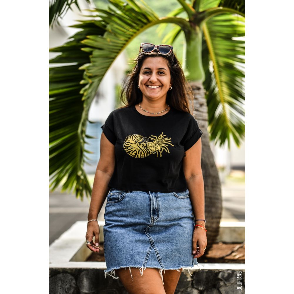 TEE-SHIRT / CROP TOP / BLACK / OR / NAUTILE